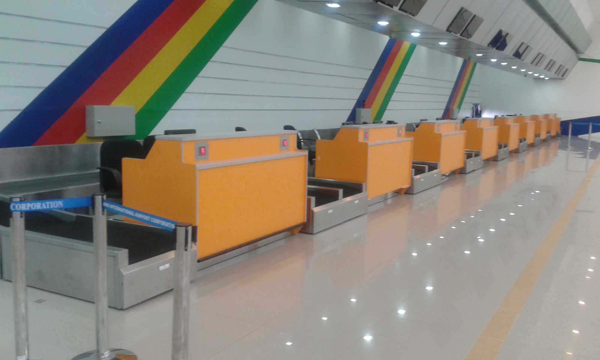 Check-in Conveyors - R. Dan and Co., Inc.